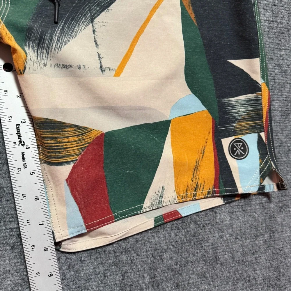 ROARK Passage Collage Board Shorts‎ Mens 36 Hemp Recycled Polyester Blend